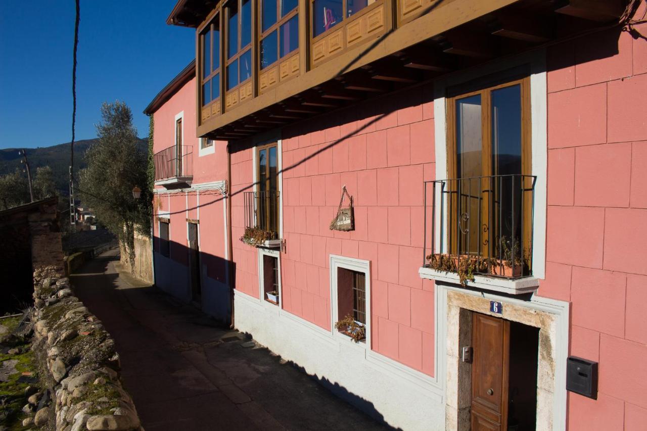 Gasthaus Casa Castane Puente de Domingo Florez Exterior foto